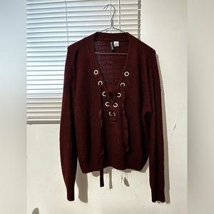 H&M V Neck Lace Up Sweater Detail Pullover Knit